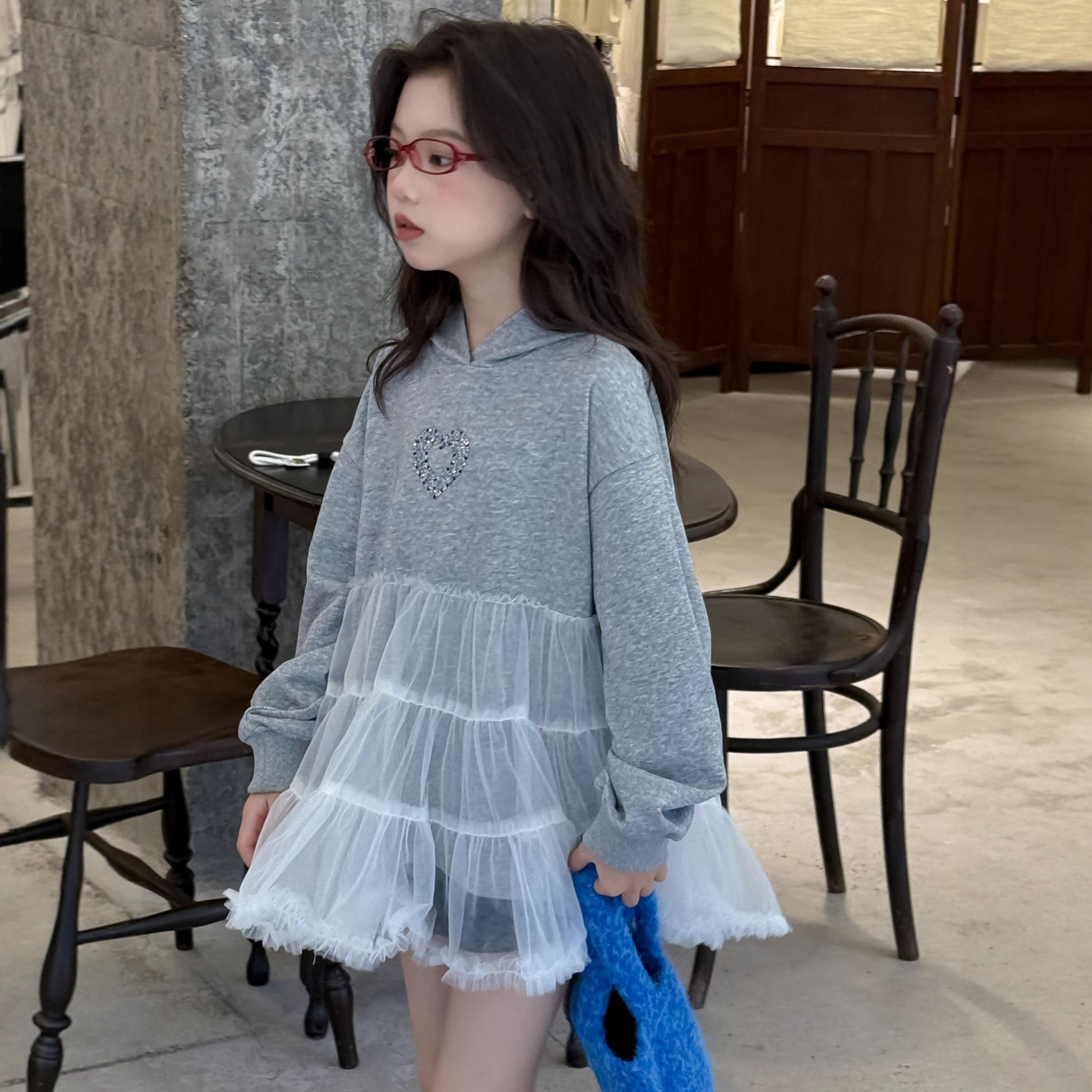 公主裙2025秋季新款女童韩版童装爱心带钻连帽卫衣裙中大童连衣裙