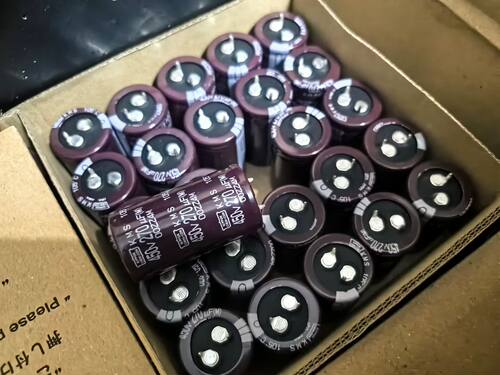 450V270UF 25.4X45  KMS日本黑金刚全新正品EKMS451VSN271MQ45S