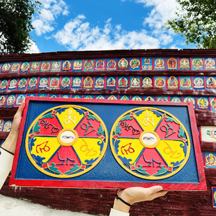 西藏拉萨 手工彩绘玛尼石 嘛呢石玛尼堆安放 堆放