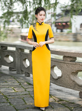 舞台演出旗袍黄色高端正装连衣裙2025新款国风复古改良版显瘦礼服