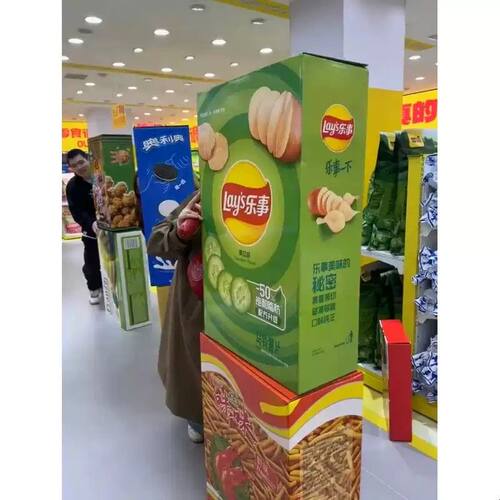 超大版零食大礼盒 巨型零食组合包 多多鱼大礼盒plus 台湾零食送