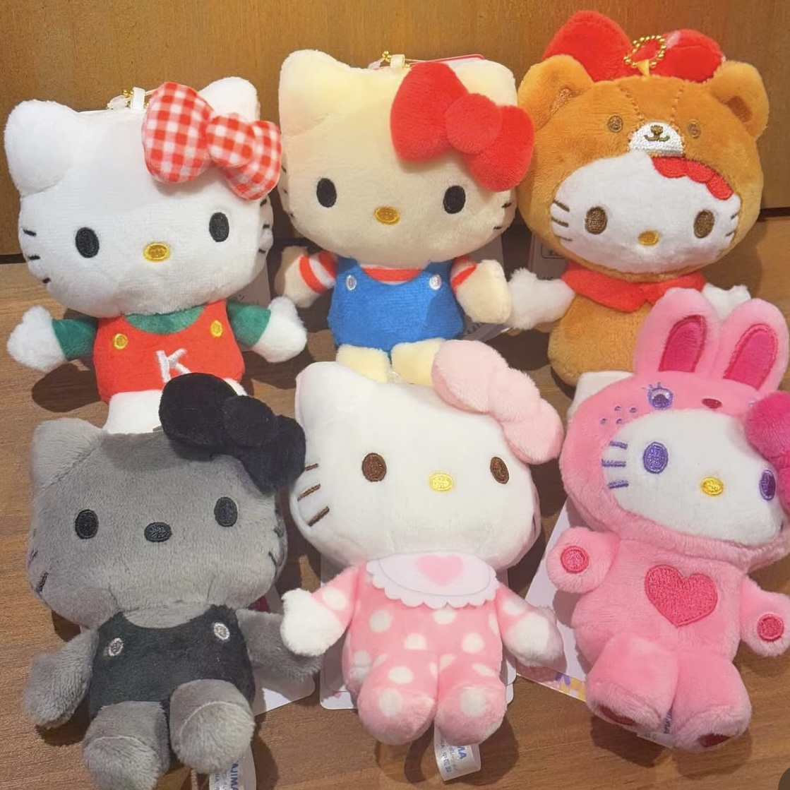 hellokitty50周年娃娃挂件