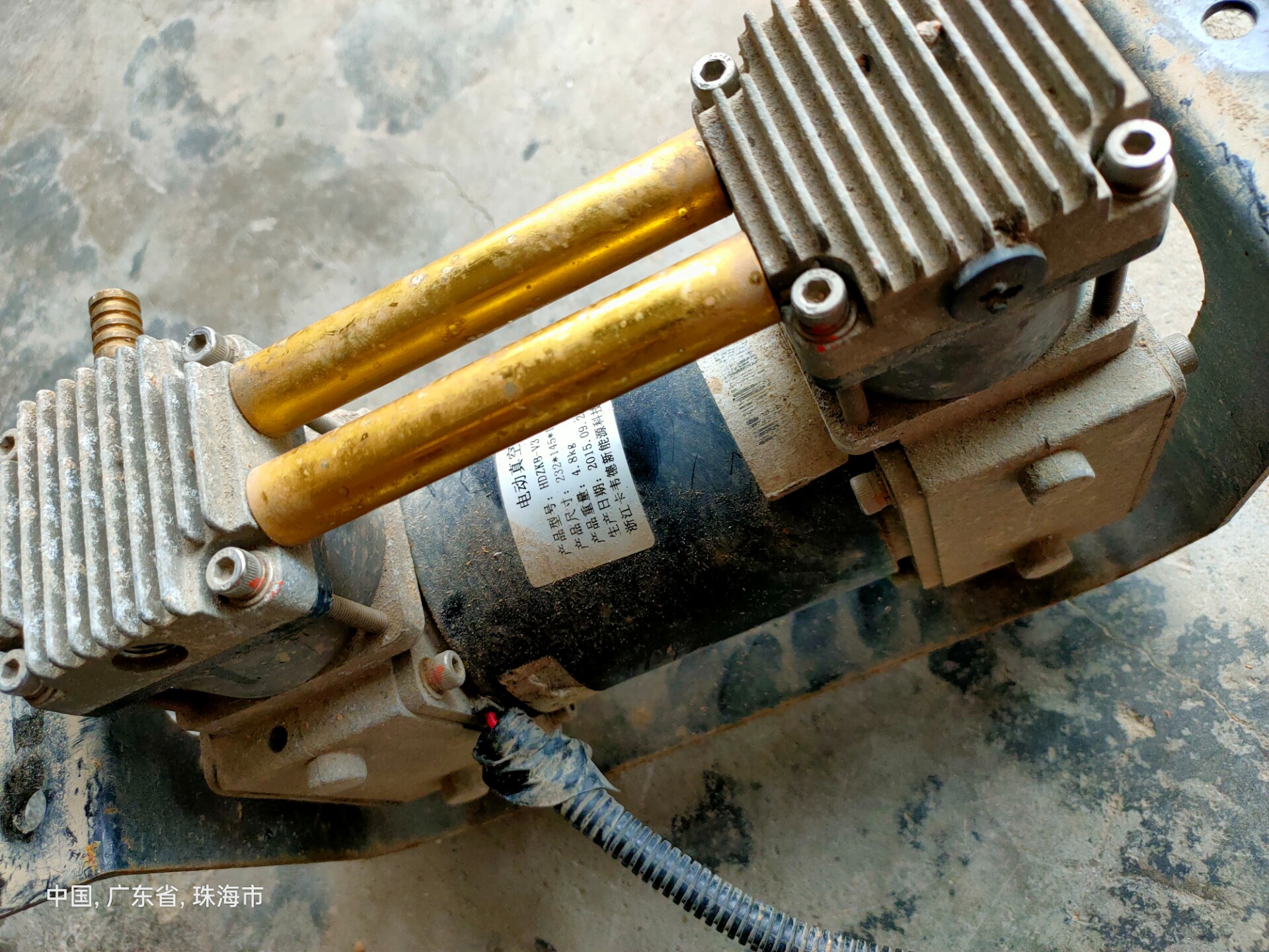 询价卡韦德真空泵，拆车的，测试运作正常，200块钱包邮，不议价