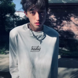 白色