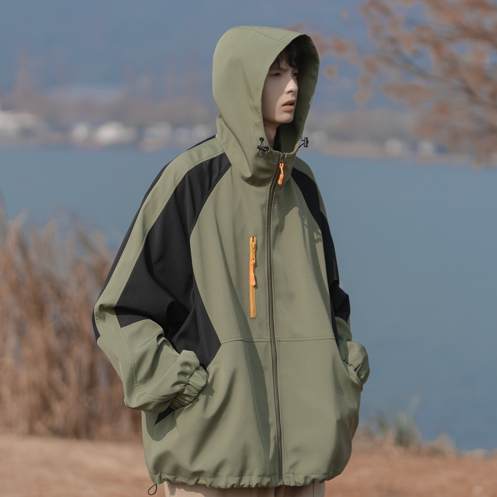 百搭撞色冲锋衣夹克A425-W6202-P100控138面料聚酯,男装夹克,电商A425