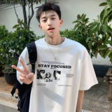 白色