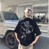 黑色