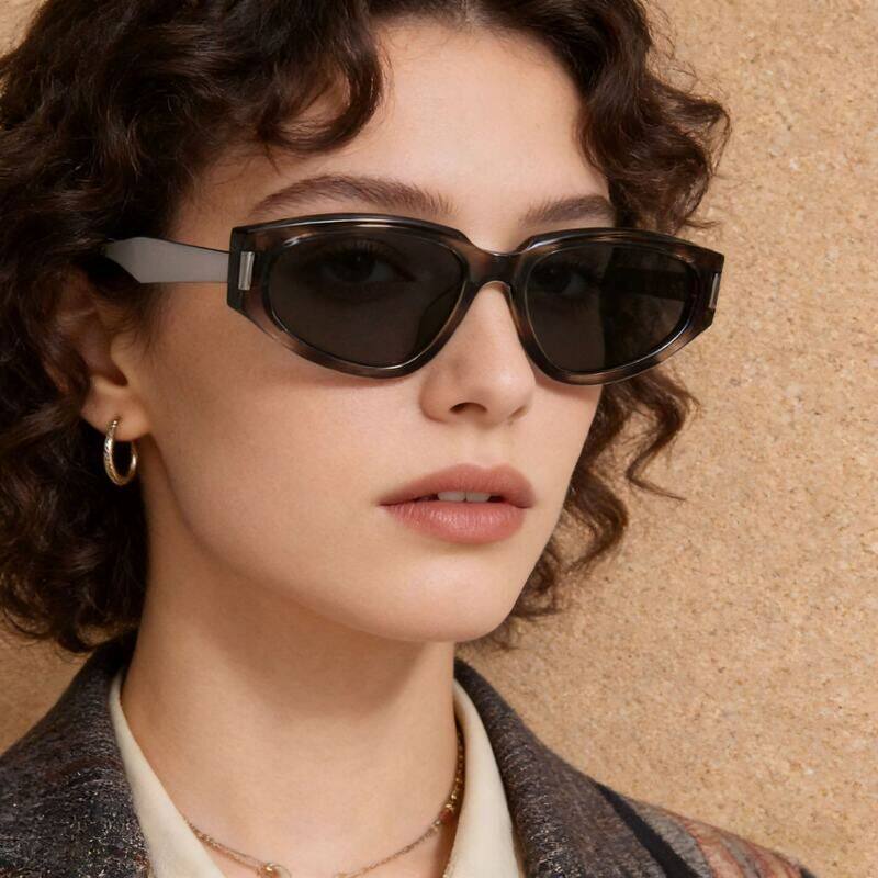 小香欧美时尚墨镜大牌INS街拍个性防紫外线太阳眼镜金属粗腿眼镜