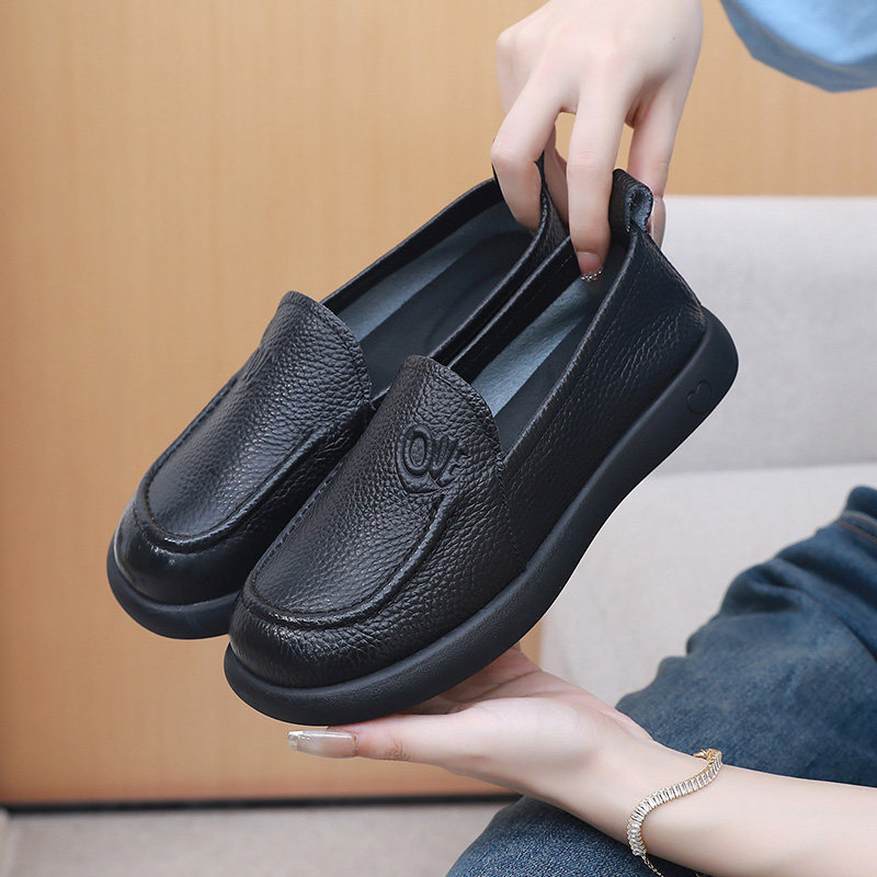 真皮女鞋春秋款单鞋平底舒适妈妈软底百搭中年皮鞋懒人奶奶豆豆鞋,女鞋,乐福鞋（豆豆鞋）,淘宝优惠券,粉丝福利购,淘宝优惠卷