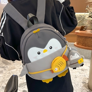 可爱卡通企鹅双肩包女旅游轻便书包软妹学生研学小背包2026年新款