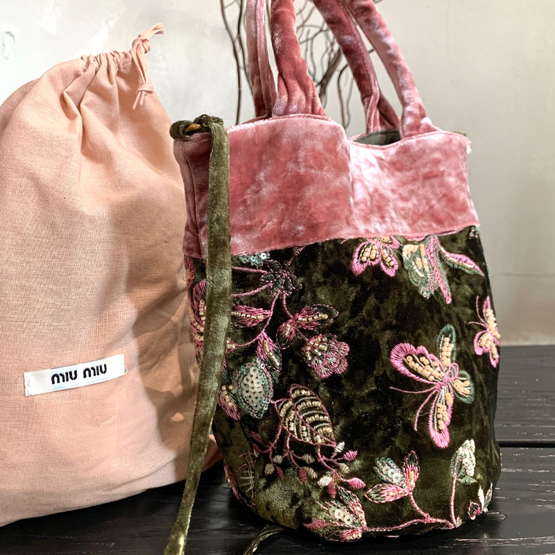 复古丝绒刺绣水桶包女2026冬季新款手拎包时尚百搭新中式斜挎包包,箱包皮具/热销女包/男包,水桶包,淘宝优惠券,粉丝福利购,淘宝优惠卷