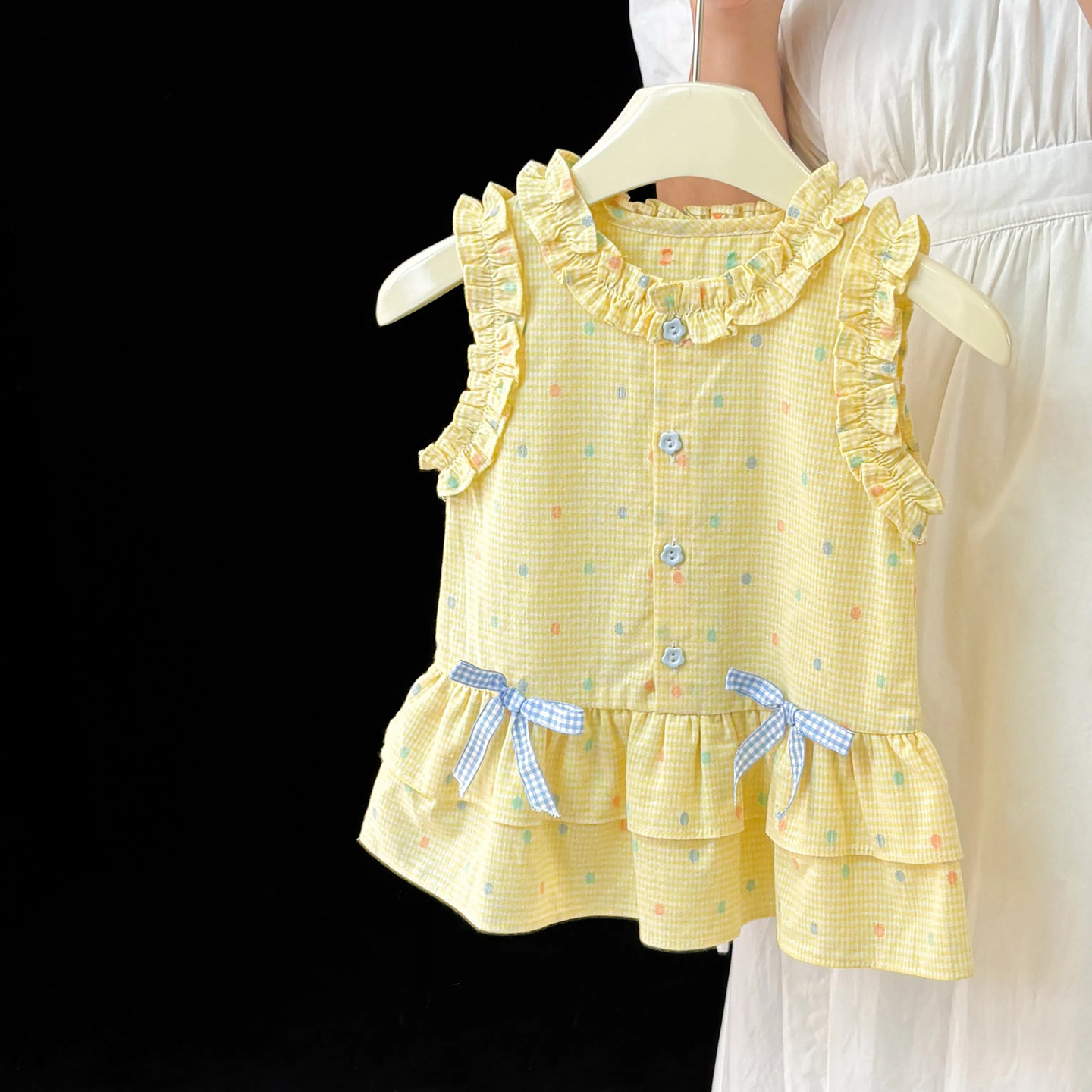 儿童连衣裙2026年夏款韩版木耳边领口双层摆女宝宝洋气蝴蝶背心裙