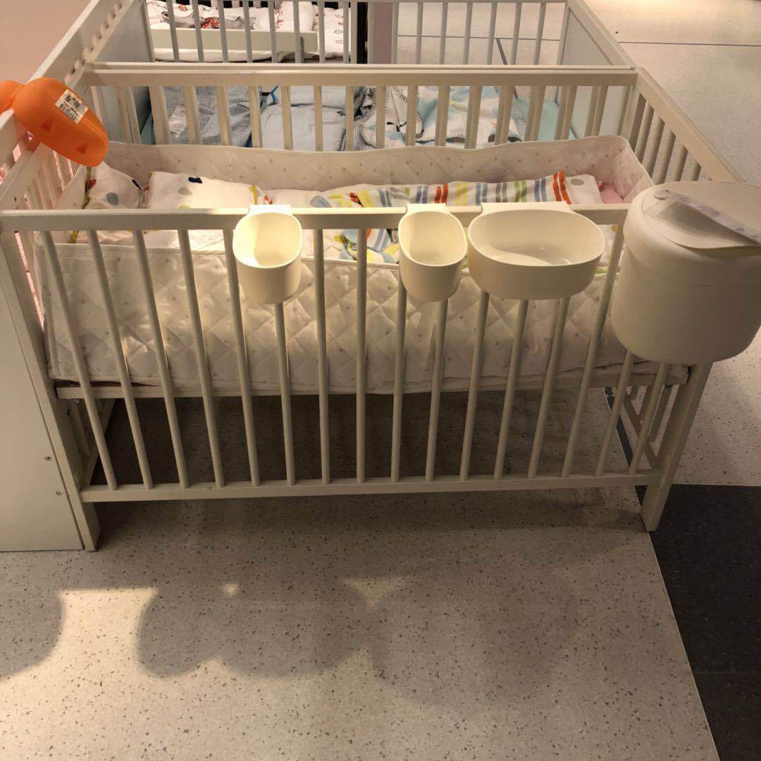 宜家純實木環保嬰兒床