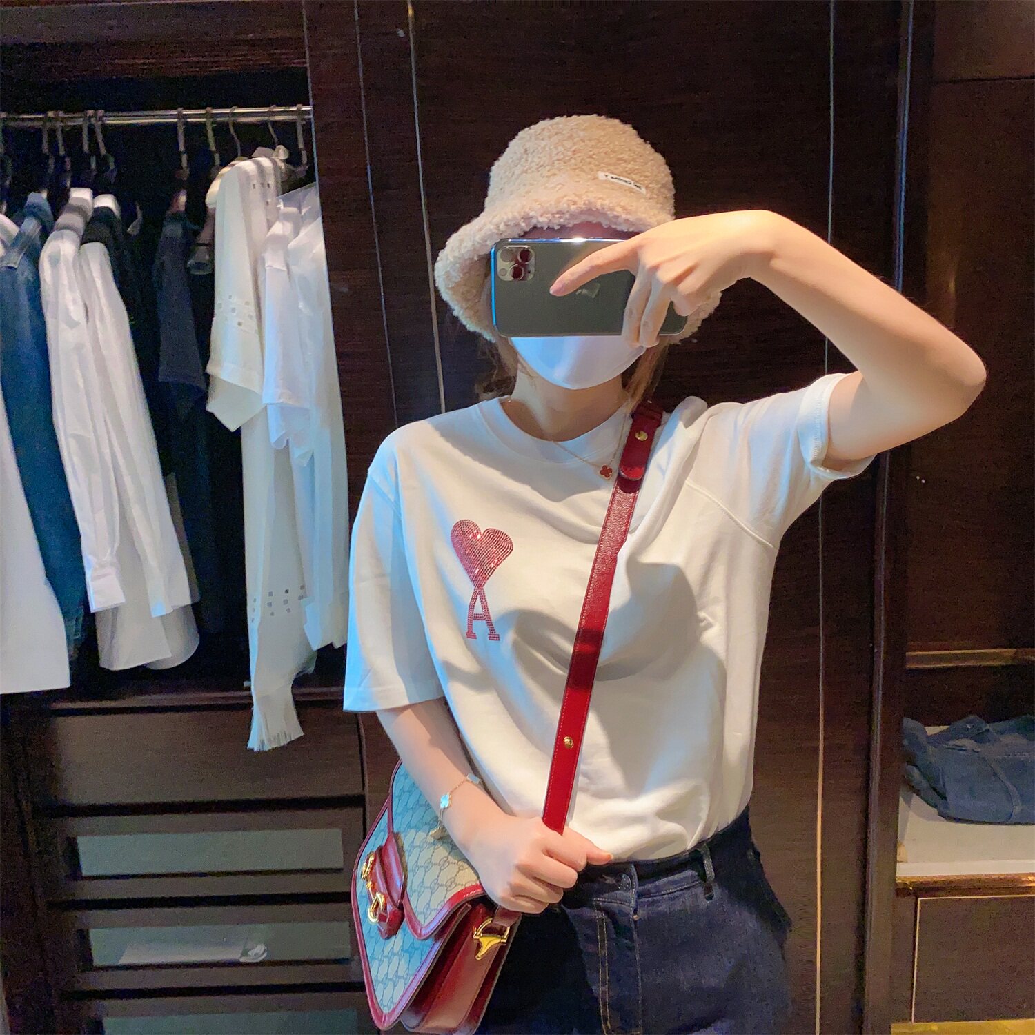 风靡娱乐圈的红桃A 2020春夏新款 施华水钻烫钻爱心棉短袖t恤