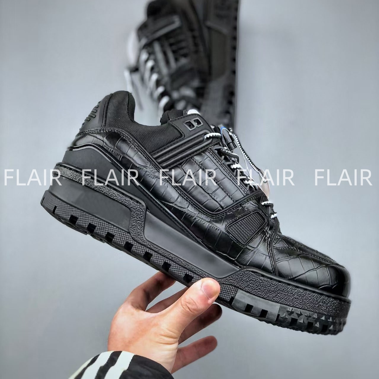 flair 2025新款鳄鱼纹牛皮技术鞋带运动鞋男女同款休闲鞋厚底胖丁