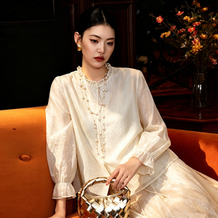 五丁目衣舍复古风木耳边立领刺绣短外套女白色显瘦上衣78801425