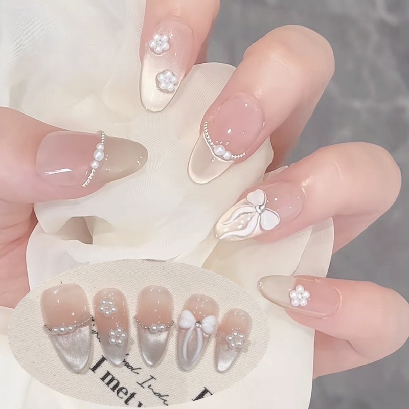 纯手工穿戴甲纯手作夏日少女奶油风冰糯蝴蝶结法式珍珠猫眼美甲