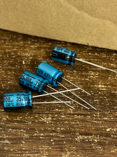 35V100UF红宝石电解电容130℃