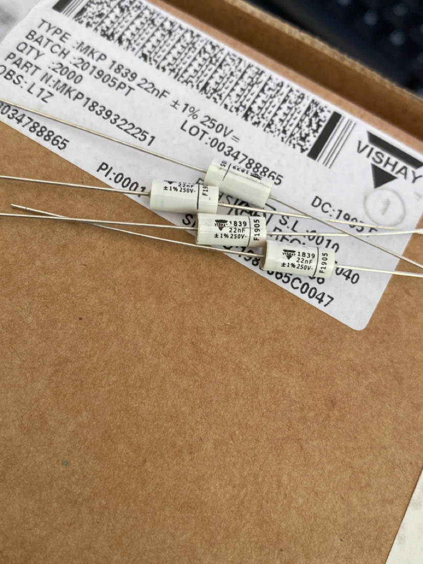 mkp1839322251 22nf/223 0.022uf 250v 1%轴向vishay-ero电容器