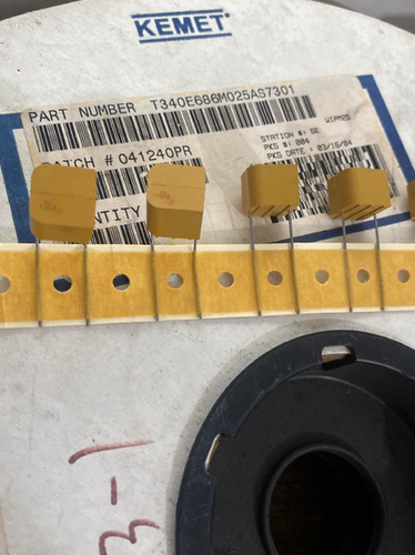 25V68UF基美胶木壳钽电容