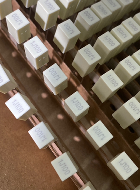 R82EC4100SH70J 100V105/1UF 基美KEMET薄膜电容AV