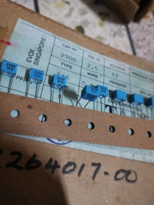 EVOX PFR5高精度 0.0027uf/63v 2700pf f 272 2N7 2%薄膜电容器
