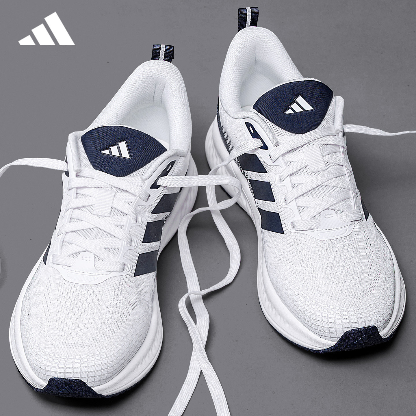 adidas阿迪达斯跑步鞋秋季新款网面透气运动鞋官方正品男女KZ6673