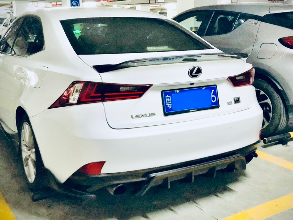 雷克萨斯IS Artisan后唇后扰流