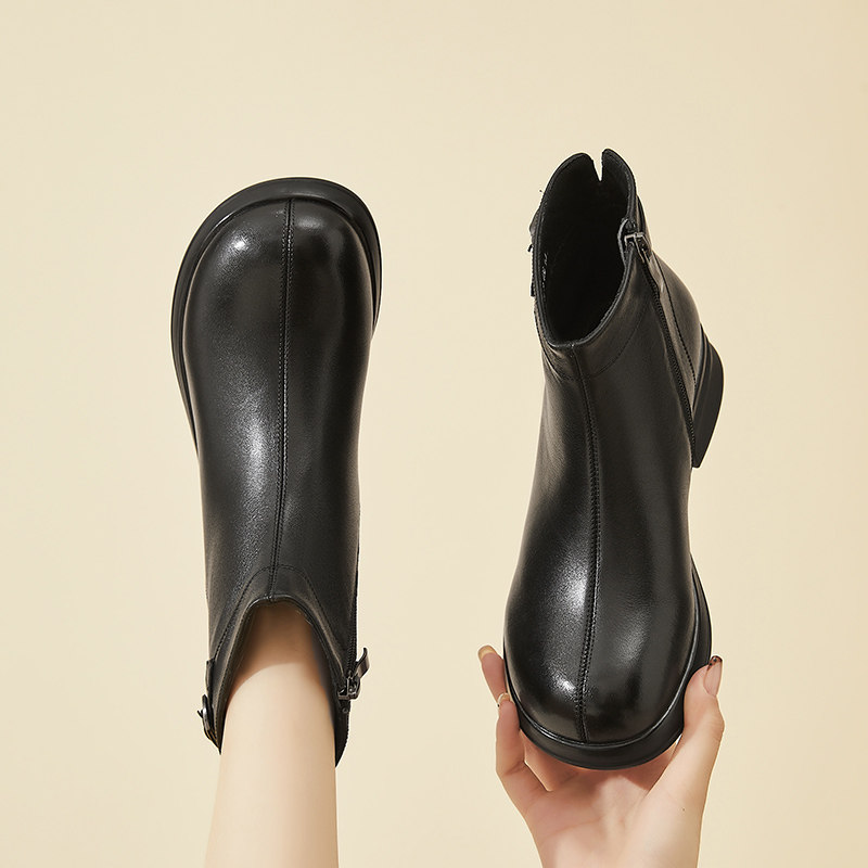 真皮马丁靴女款英伦风2025新款冬季加绒保暖黑色短靴侧拉链瘦瘦靴