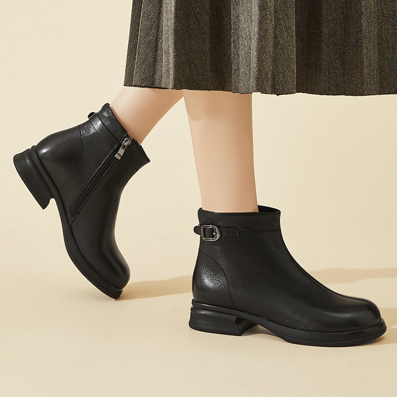 真皮短靴女款2025新款冬季加绒软底侧拉链英伦风马丁靴黑色不累脚