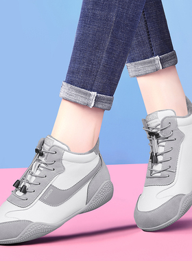 真皮小白鞋女款2025新款冬季加绒棉鞋爆款软底轻便休闲运动高帮鞋