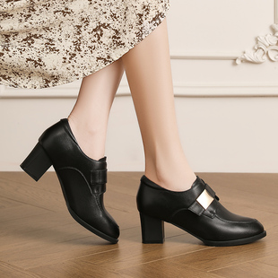 真皮粗跟深口单鞋女款2026新款春季黑色通勤风复古百搭中跟小皮鞋