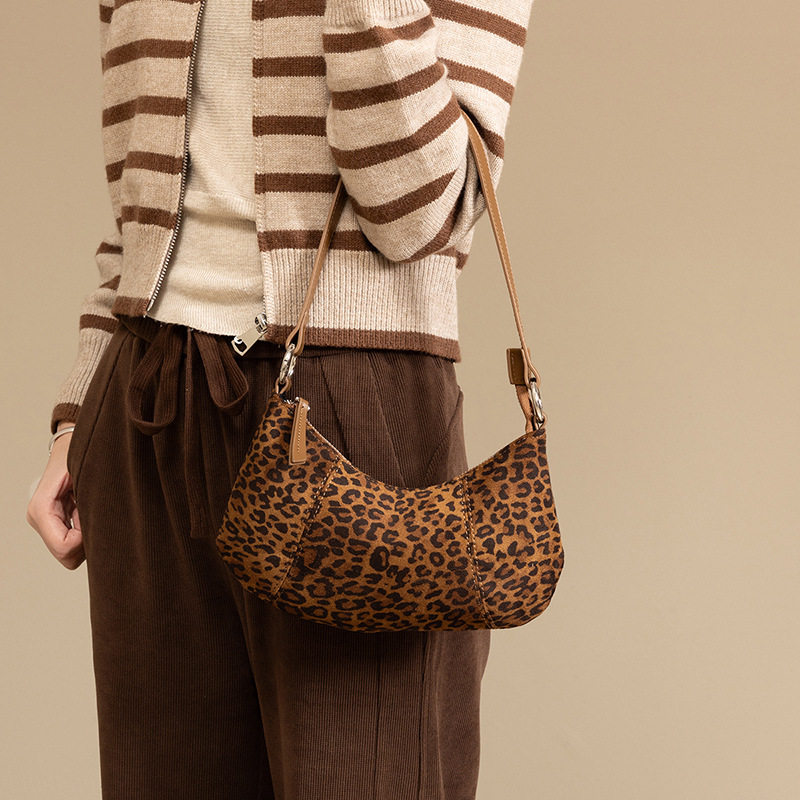 秋冬新款复古豹纹ho腋下包女百搭头层牛皮手提包单肩斜挎饺子包,箱包皮具/热销女包/男包,腋下包,淘宝优惠券,粉丝福利购,淘宝优惠卷