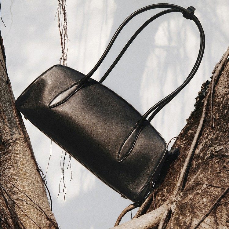 Paris Wa2025秋冬新款牛皮法棍包腊肠包明星同款嘉柏丽系列包,箱包皮具/热销女包/男包,腋下包,淘宝优惠券,粉丝福利购,淘宝优惠卷