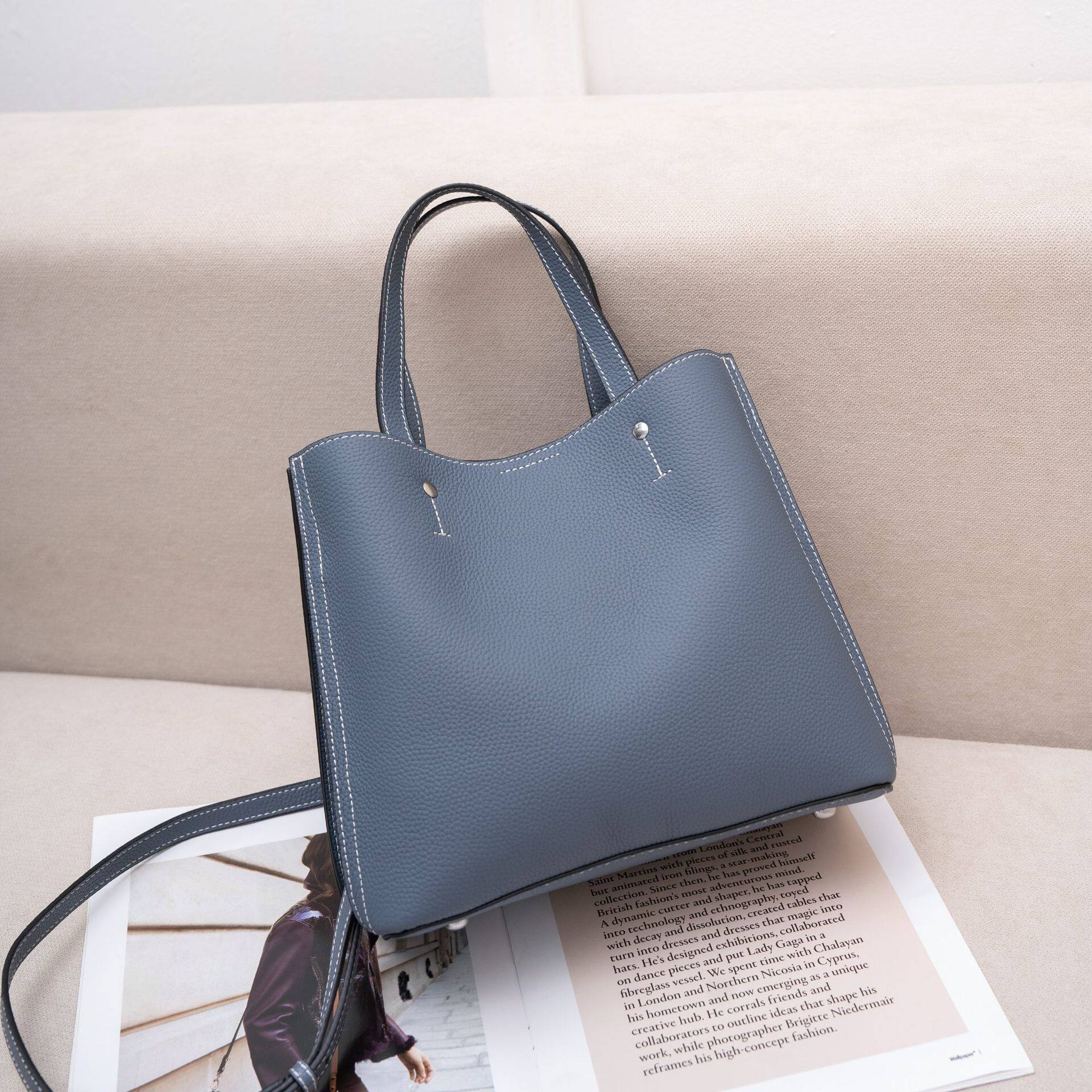 Aman大容量水桶包女士新款高级感真皮单肩斜挎包轻便通勤大包