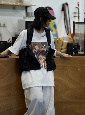 CII Inspiration瞬差-欧美街头创意#12 潮牌印花马甲-合法飞行