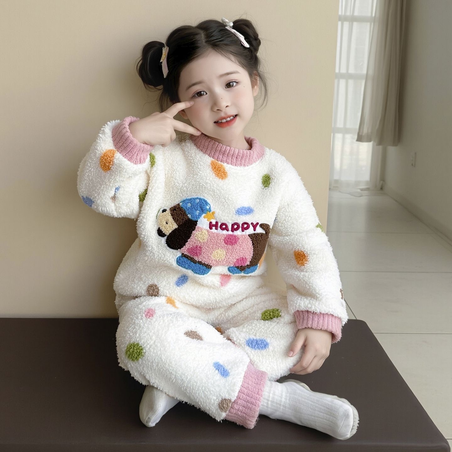 女童睡衣秋冬2025新款冬装保暖珊瑚绒套装加厚儿童家居服儿童睡衣