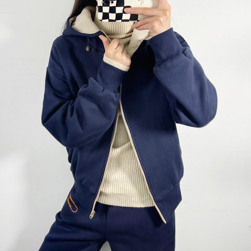 加绒加厚运动休闲卫衣女冬季连帽拉链开衫宽松大码长袖卫衣短外套