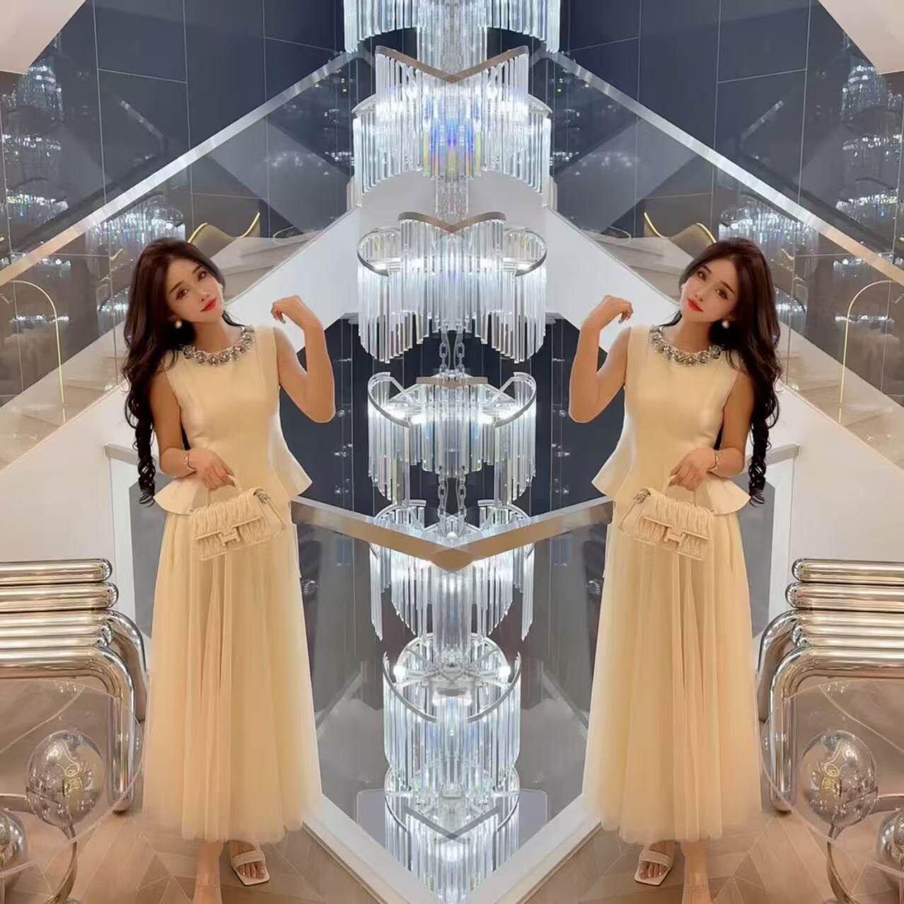 轻奢法式名媛风套装女2025夏季新款高级感重工镶钻无袖小衫半身裙