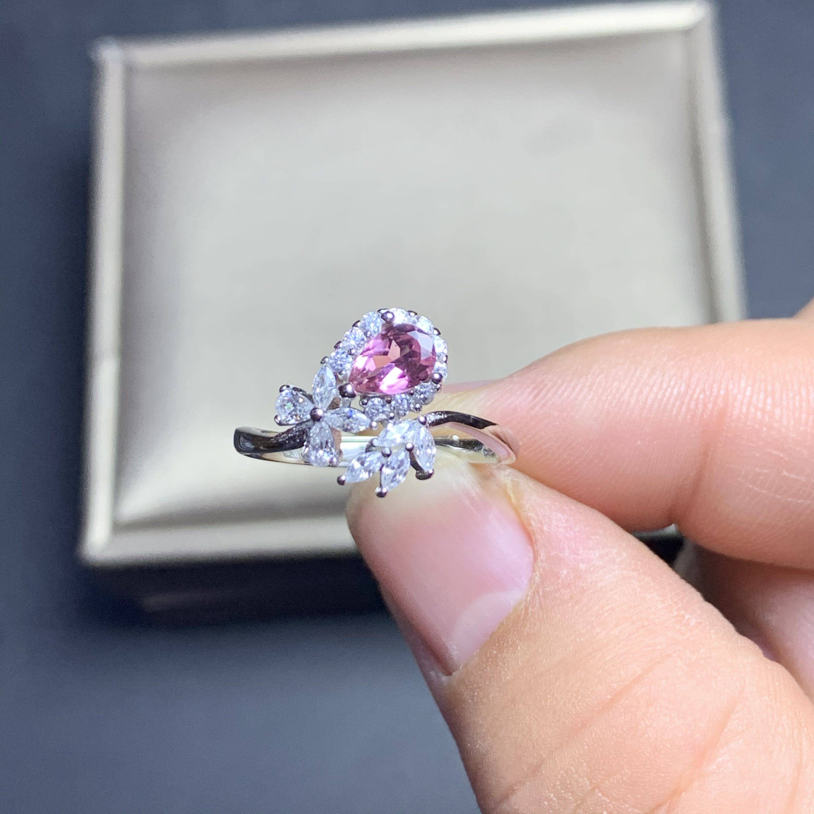 特惠新款925银镀白金天然碧玺戒指 4*6Mm活口 晶体干净火彩爆闪