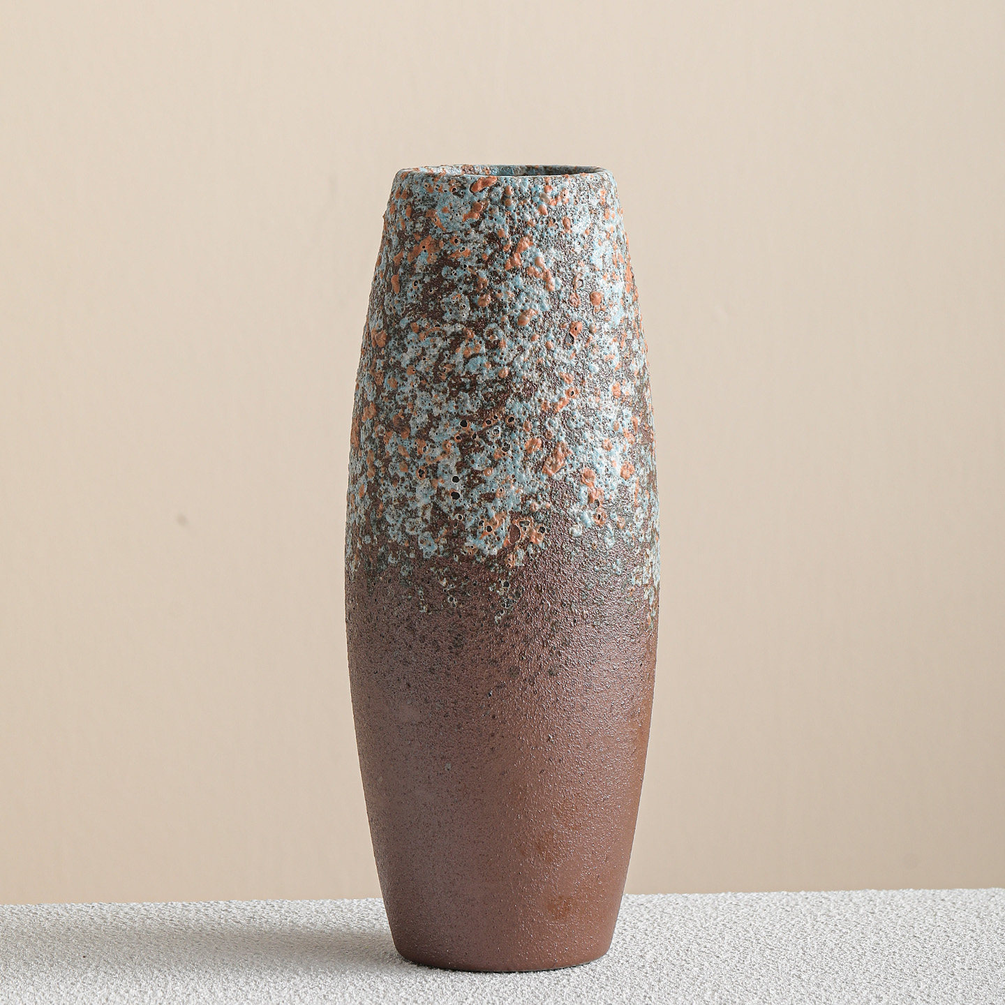 简约家用办公室无孔复古陶瓷花瓶高档餐厅桌面装饰创意个性摆件