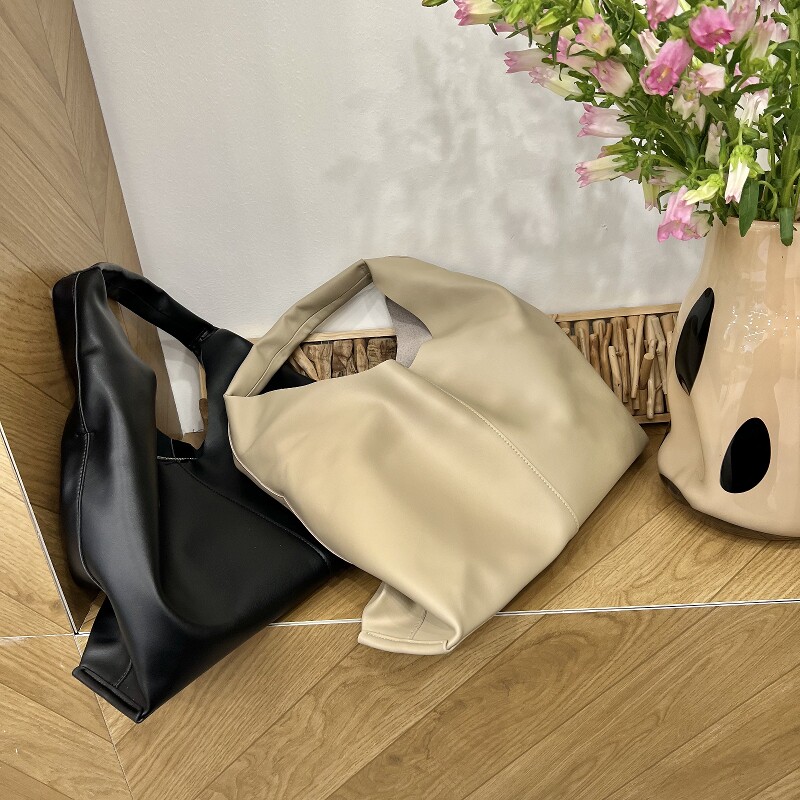 简约单肩包大容量牛皮女包2026新款小众软皮腋下托特包女真皮大包