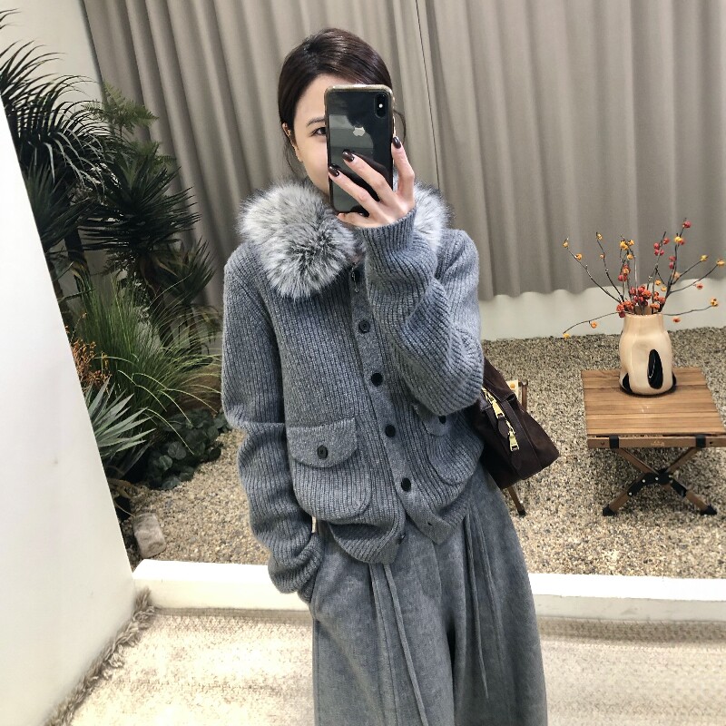 2025冬季时髦精品环保毛毛领可拆卸全羊毛宽松保暖毛衣开衫外套女,女装/女士精品,毛衣,淘宝优惠券,粉丝福利购,淘宝优惠卷