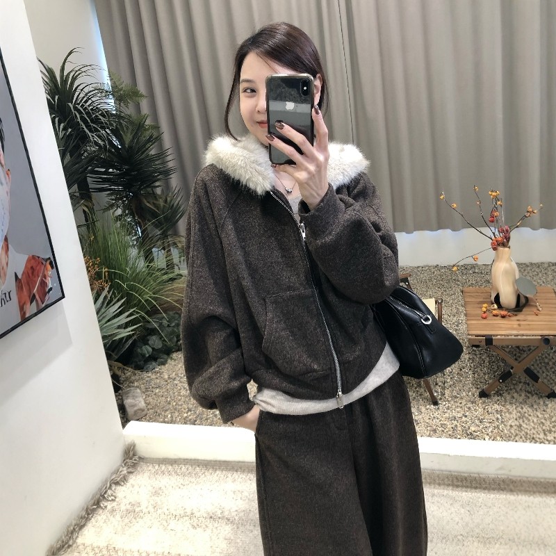 绒毛领连帽加绒卫衣套装女秋冬季慵懒风宽松阔腿裤休闲运动两件套,女装/女士精品,时尚套装,淘宝优惠券,粉丝福利购,淘宝优惠卷