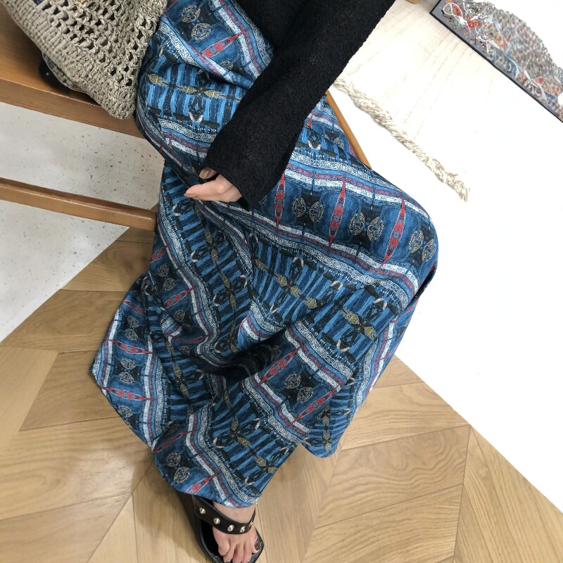 2026夏季印花鱼尾裙女高腰显瘦气质A字半身裙通勤缎面简约薄长裙