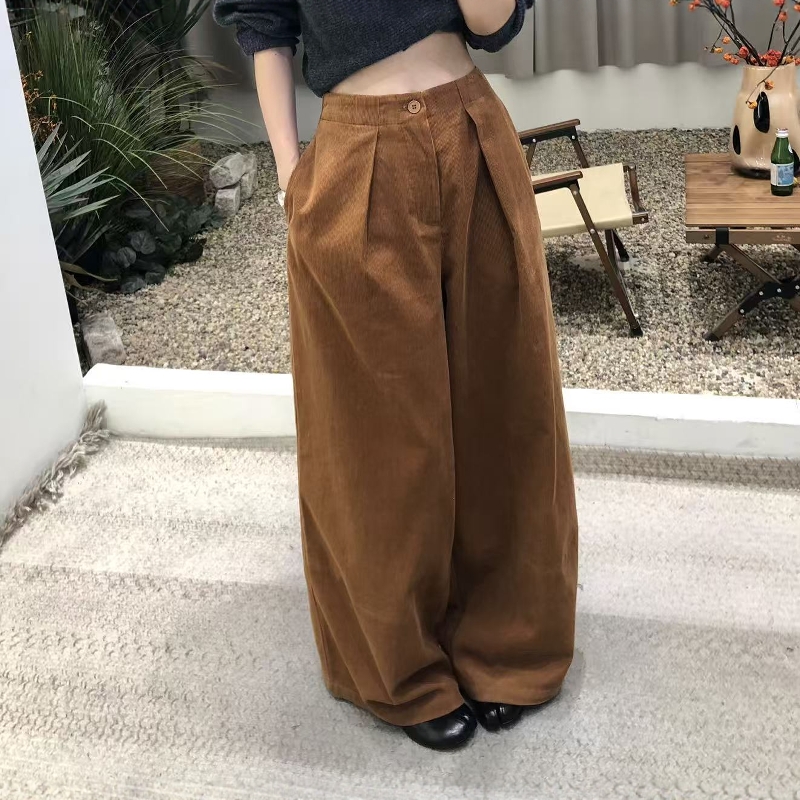 2025年复古灯芯绒裤子女春秋锈橙色阔腿直筒显瘦长裤气场条绒裤子