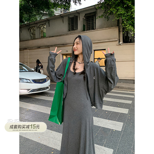 女2023春季 JHXC 套装 新款 休闲时尚 连帽卫衣外套吊带连衣裙两件套