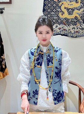 2026春季新款新中式国风上衣蓝色立领盘扣提花马甲衬衫两件套装女