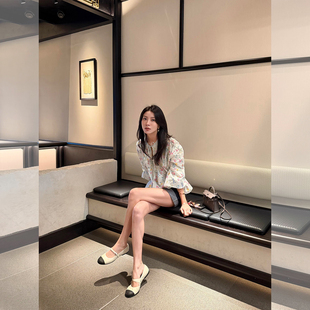 温柔度假风休闲套装女夏日设计感绝美碎花衬衫高腰牛仔短裤两件套