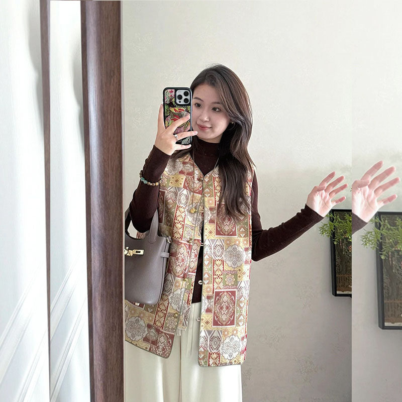 新中式复古民族风盘扣马甲外搭女2026春季轻奢高级感印花马夹上衣,女装/女士精品,常规大码外套,淘宝优惠券,粉丝福利购,淘宝优惠卷